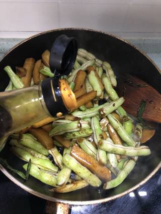 土豆烧豆角的做法步骤：6
