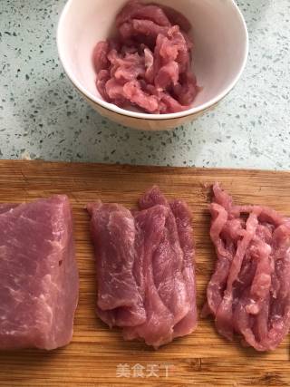 鱼香肉丝的做法步骤：4