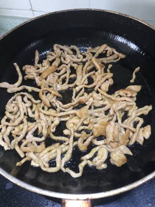鱼香肉丝的做法步骤：8