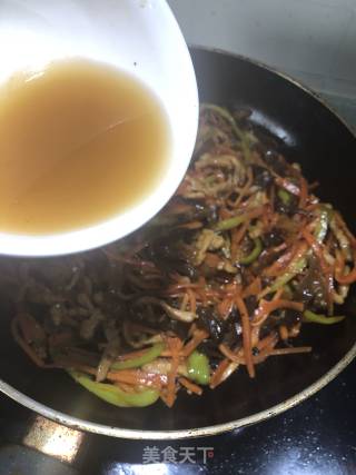 鱼香肉丝的做法步骤：14