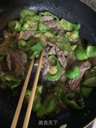 青椒牛肉的做法步骤：3