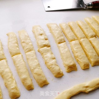 油条的做法步骤：6