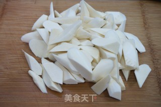 油焖茭白的做法步骤：2