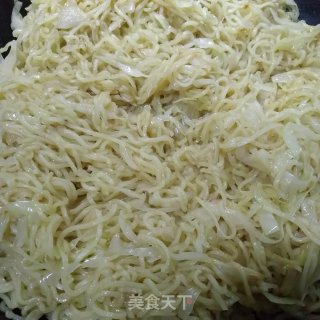 炒泡面的做法步骤：9