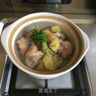 猪蹄炖黄豆的做法步骤：4