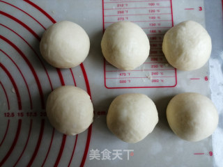 五环花形面包的做法步骤：4