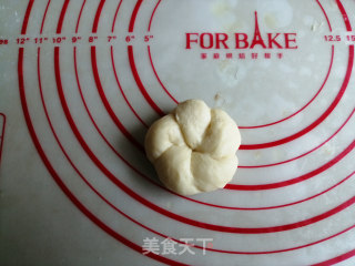 五环花形面包的做法步骤：9