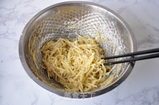 土豆藜麦饼的做法步骤：5