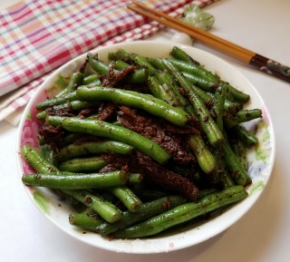 豆豉鲮鱼炒四季豆的做法步骤：7