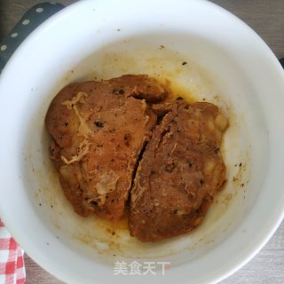 办公室美食时光～微波炉黑椒猪扒的做法步骤：4
