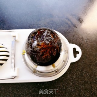 凉拌皮蛋的做法步骤：4
