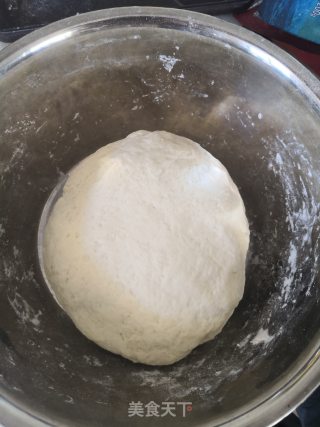 白菜洋葱鸡蛋馅水饺的做法步骤：1