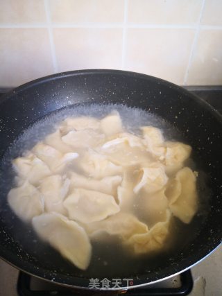 白菜洋葱鸡蛋馅水饺的做法步骤：9