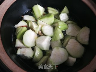 丝瓜炖鱼丸的做法步骤：6