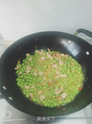 鸡丁炒毛豆的做法步骤：4