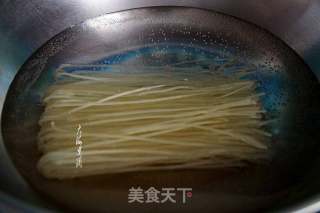 柳州螺蛳粉的做法步骤：4
