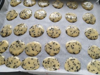 黑芝麻饼干的做法步骤：6