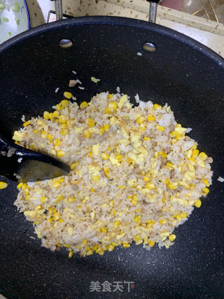 玉米蛋炒饭的做法步骤：6