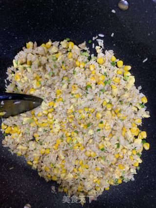 玉米蛋炒饭的做法步骤：7