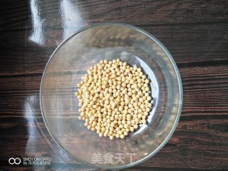 营养健康的早餐-豆浆的做法步骤：1