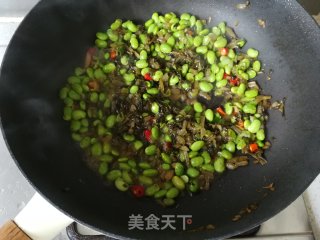 雪菜肉丝毛豆的做法步骤：9