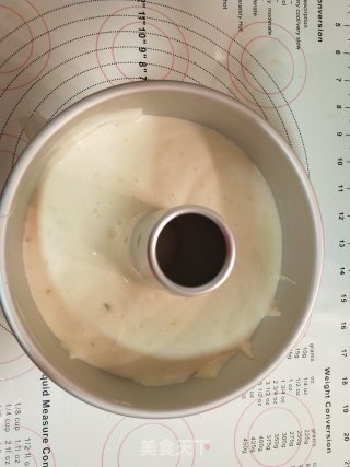酸奶香蕉戚风的做法步骤：7