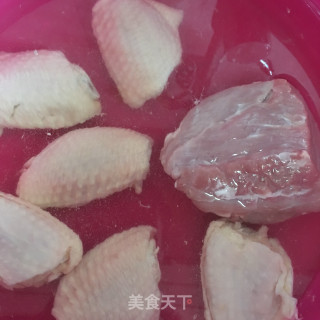 可乐鸡翅的做法步骤：2
