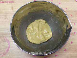 凯蒂广式月饼的做法步骤：4