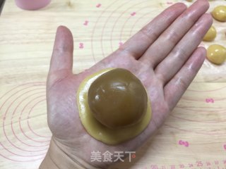 凯蒂广式月饼的做法步骤：10