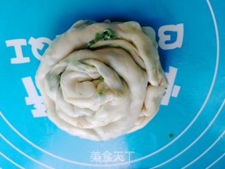 葱油饼的做法步骤：6