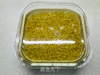 椰香绿豆糕的做法步骤：1