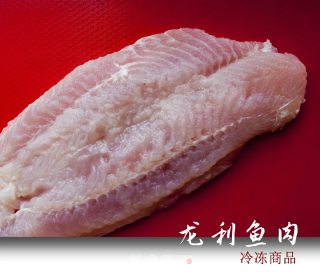 龙利鱼肉大丸子的做法步骤：1