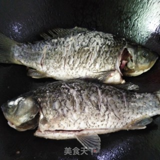 葱葱鲫鱼的做法步骤：5