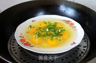 端午卧鸡蛋的做法步骤：3