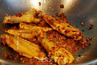 香辣炒鸡翅的做法步骤：5