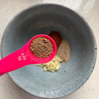 酸汤水饺的做法步骤：2