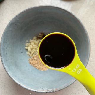 酸汤水饺的做法步骤：4