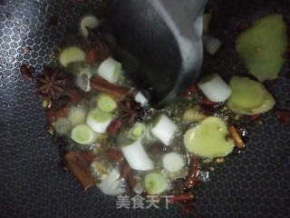 香菇鸡块的做法步骤：3