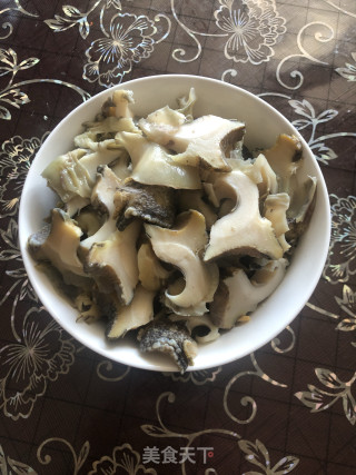 爆炒海螺片的做法步骤：2