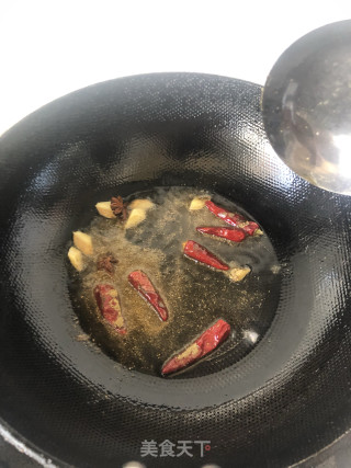 爆炒海螺片的做法步骤：3