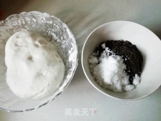 黑芝麻汤圆的做法步骤：1