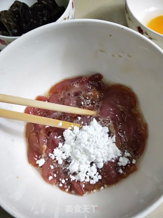 山西过油肉的做法步骤：2