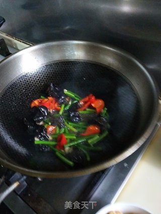 山西过油肉的做法步骤：5