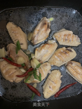 红烧鸡翅的做法步骤：3