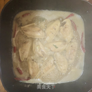 红烧鸡翅的做法步骤：4