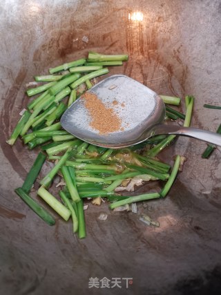 炒三丝（韭菜豆芽豆皮）的做法步骤：4