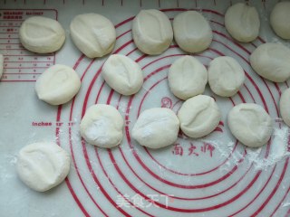 猪肉大葱包子的做法步骤：10