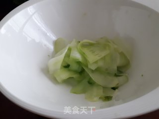 日式酸甜黄瓜的做法步骤：3