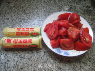 番茄煮樱玉豆腐的做法步骤：1