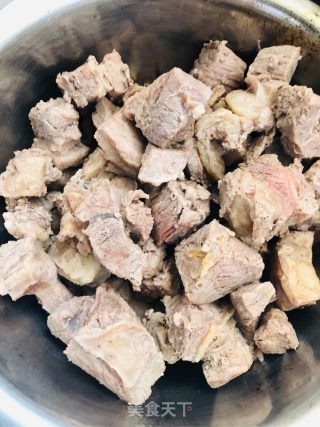 红烧牛肉的做法步骤：2